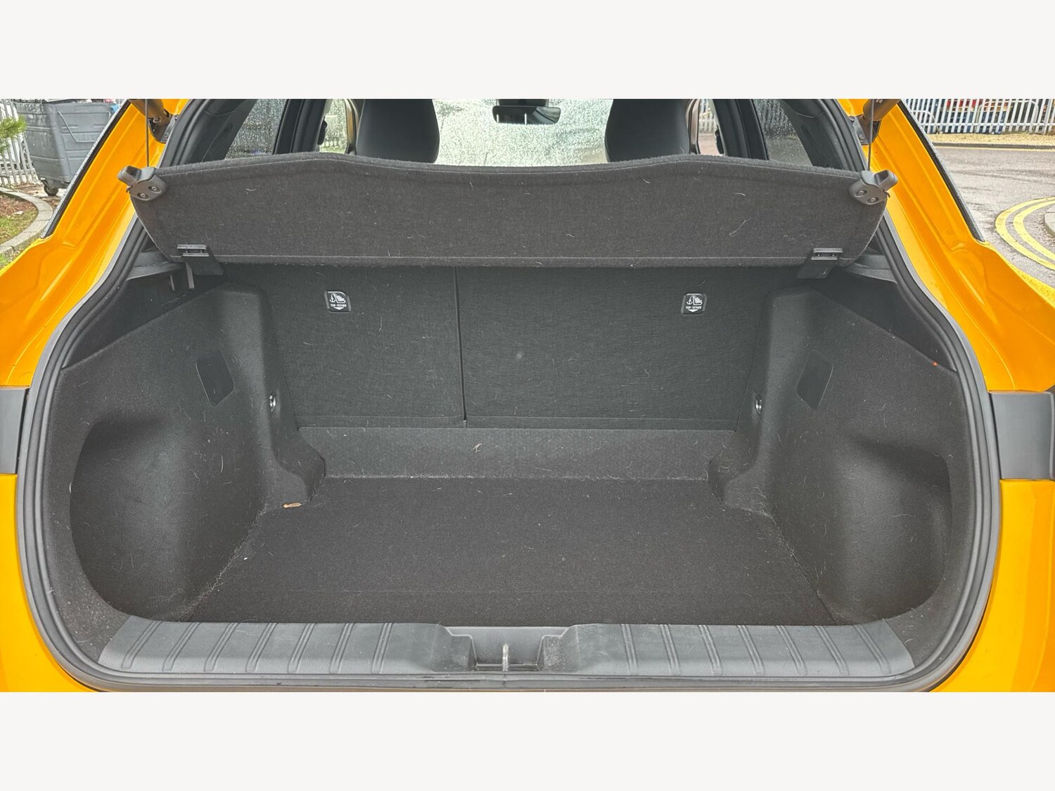 Used Lexus LBX for sale - 77412365: Photo 17