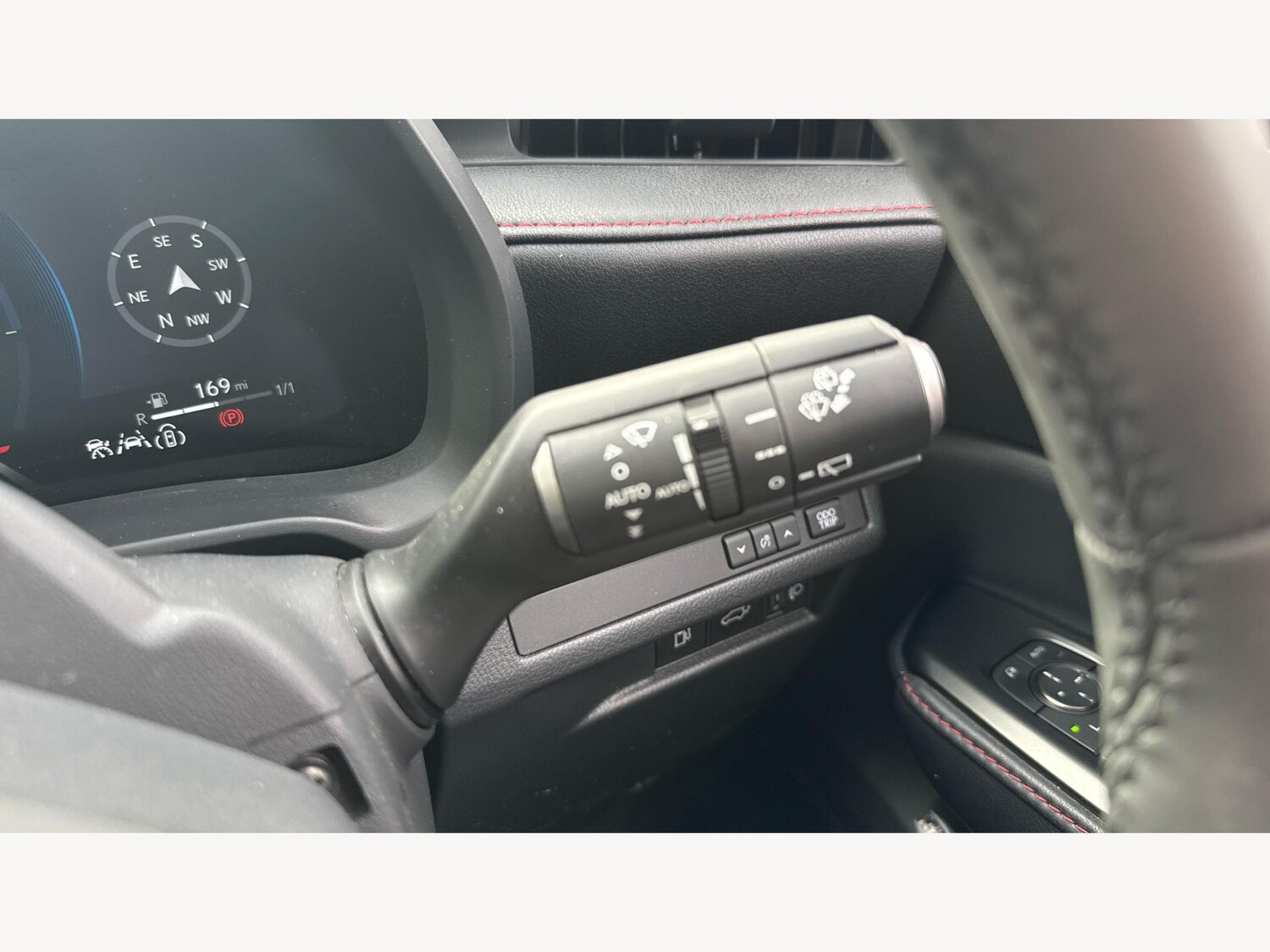 Used Lexus LBX for sale - 77412365: Photo 27