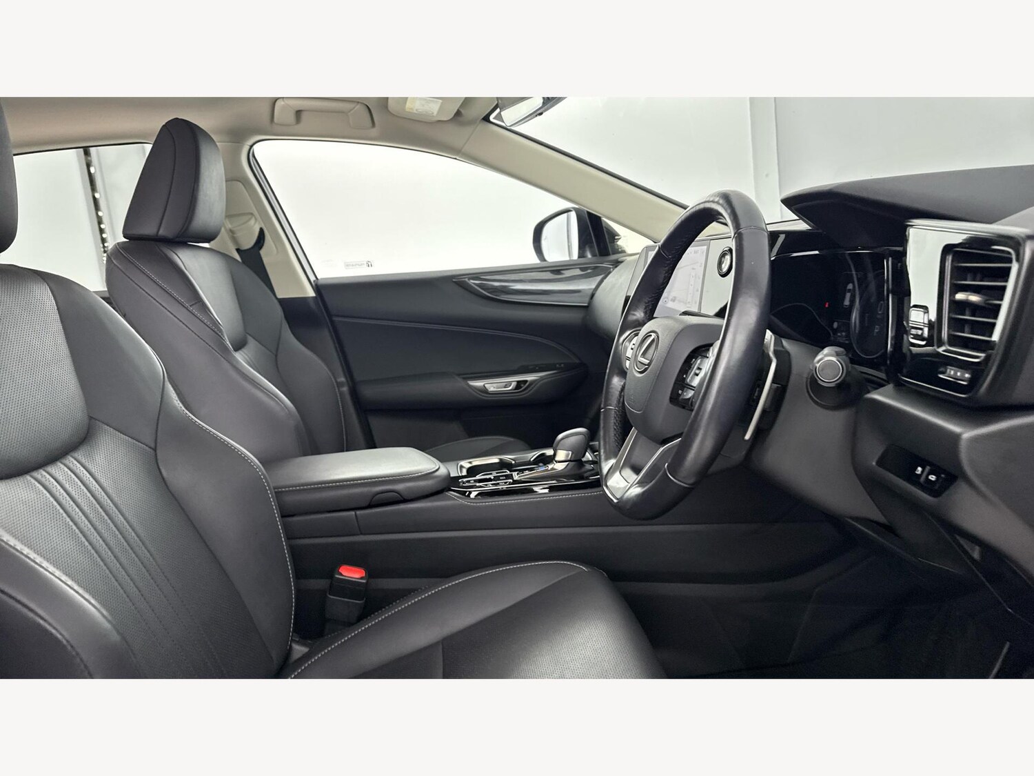 Used Lexus NX 2022 for sale - 76671508: Photo 15