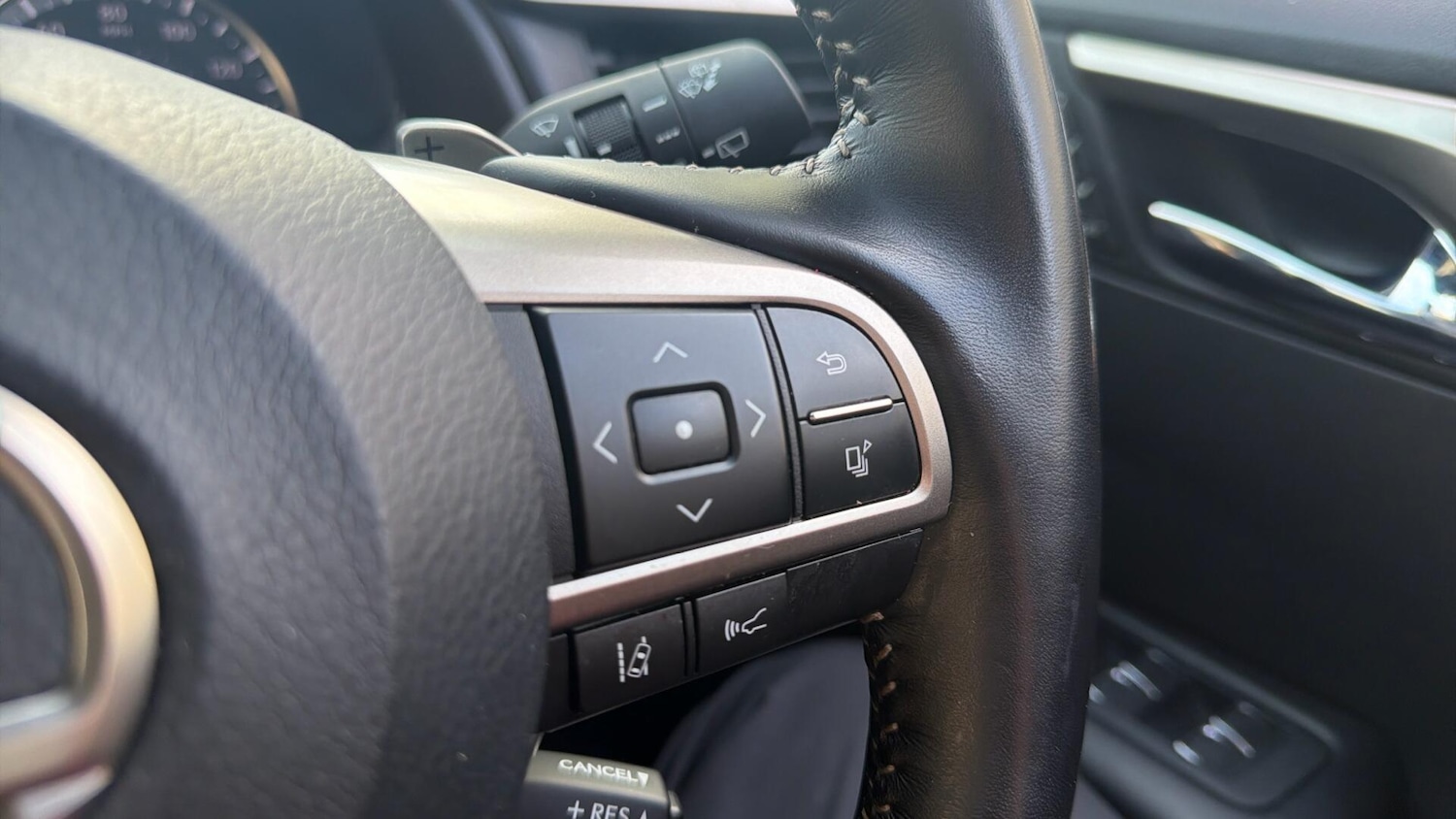 Used Lexus RX 2022 for sale - 77794352: Photo 39