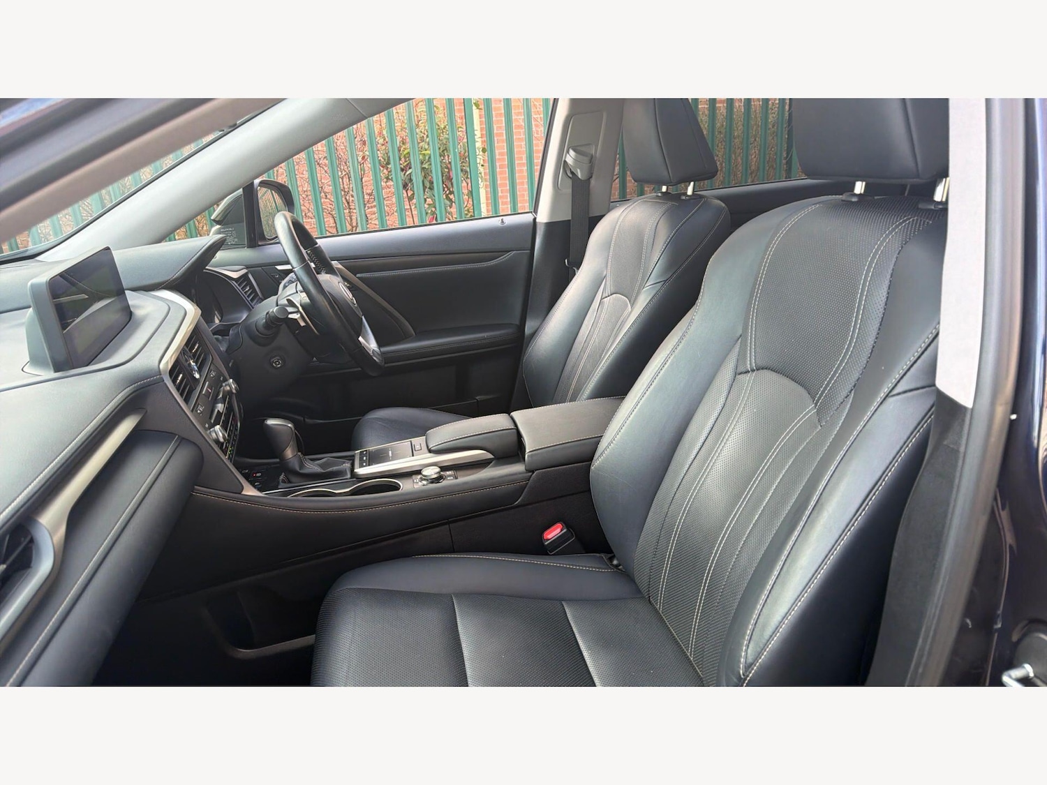 Used Lexus RX 2022 for sale - 77794352: Photo 8