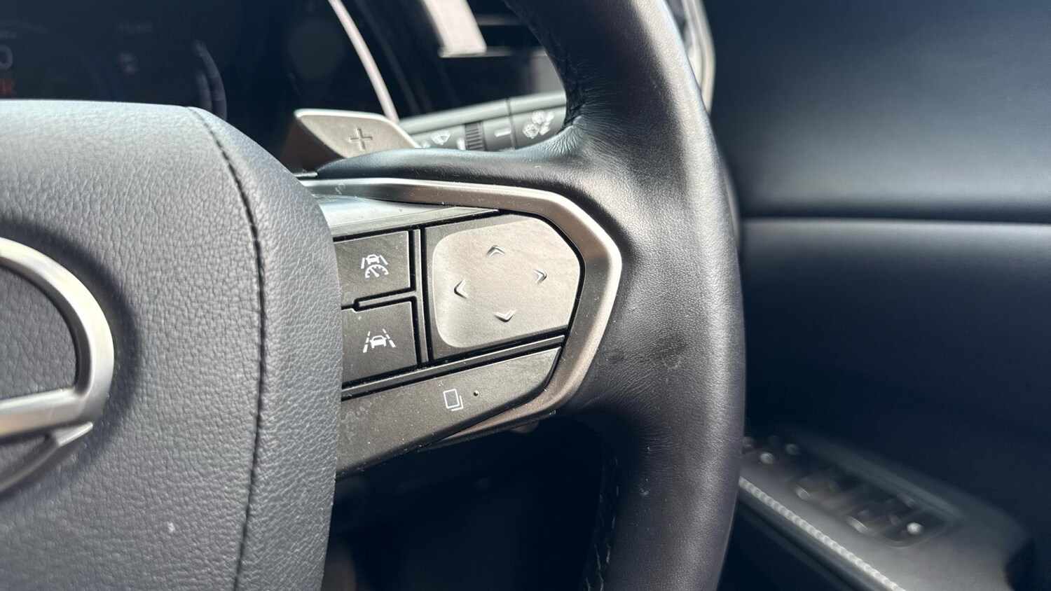 Used Lexus RX 2023 for sale - 76473934: Photo 32