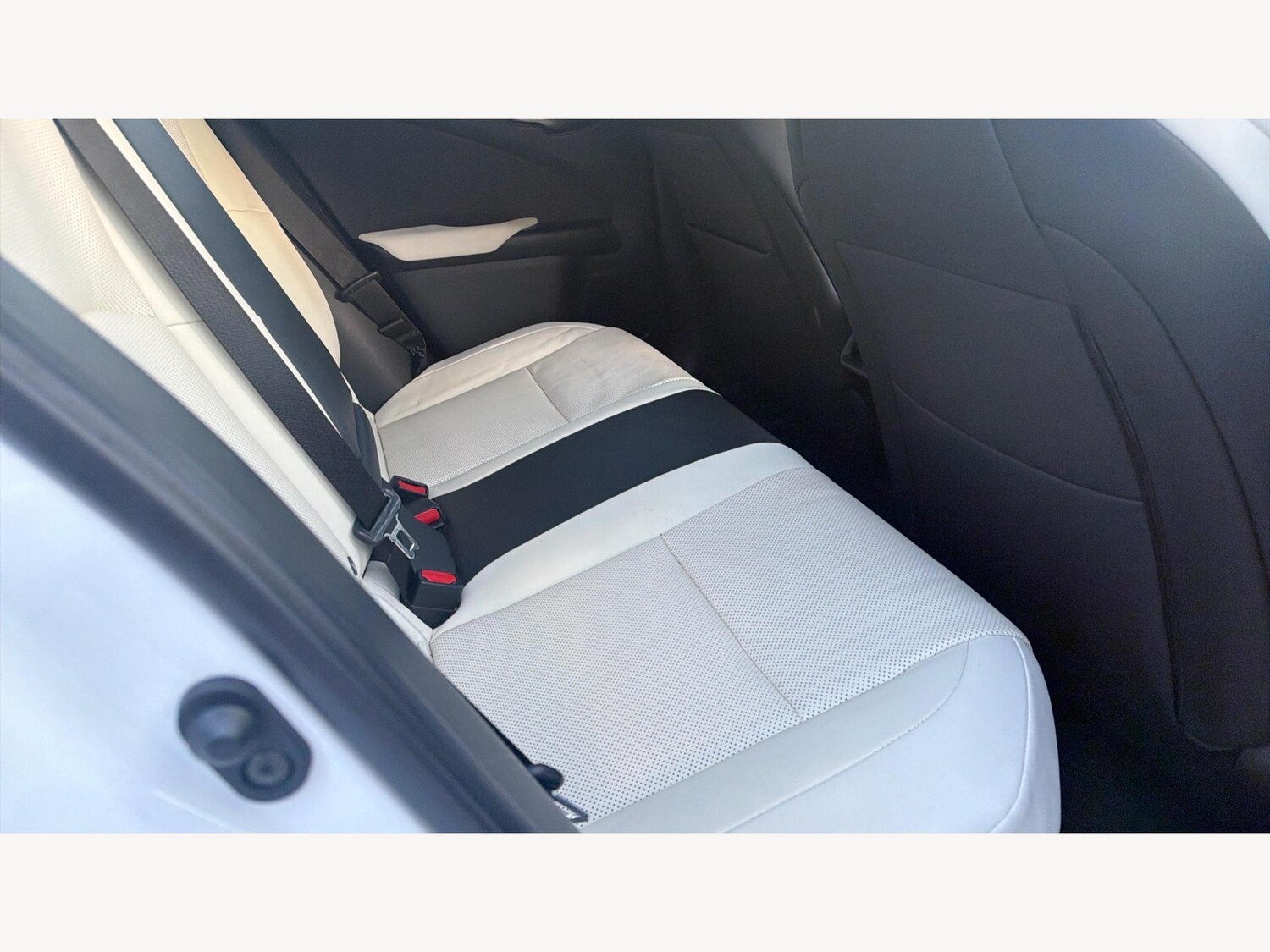 Used Lexus UX 2022 for sale - 77066621: Photo 11