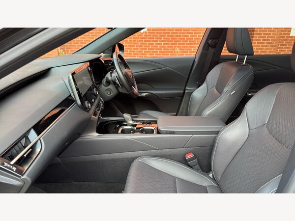 Used Lexus RX 2023 for sale - 76072864: Photo 8