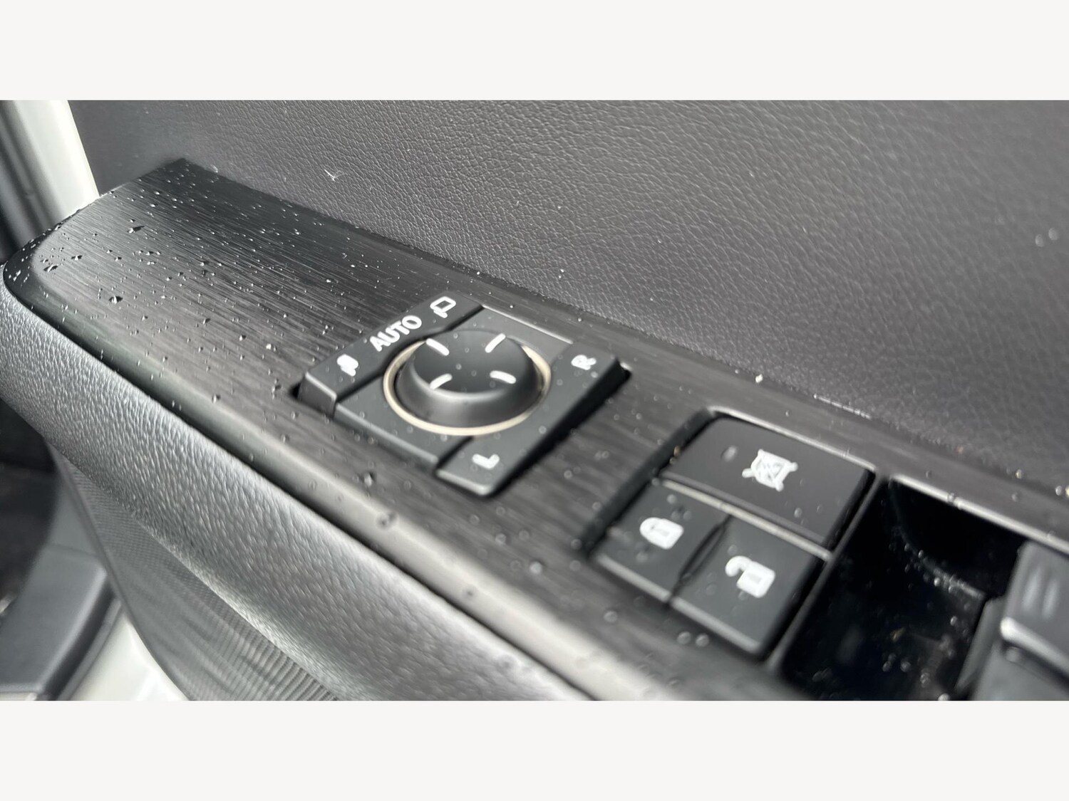 Used Lexus UX for sale - 77412301: Photo 31