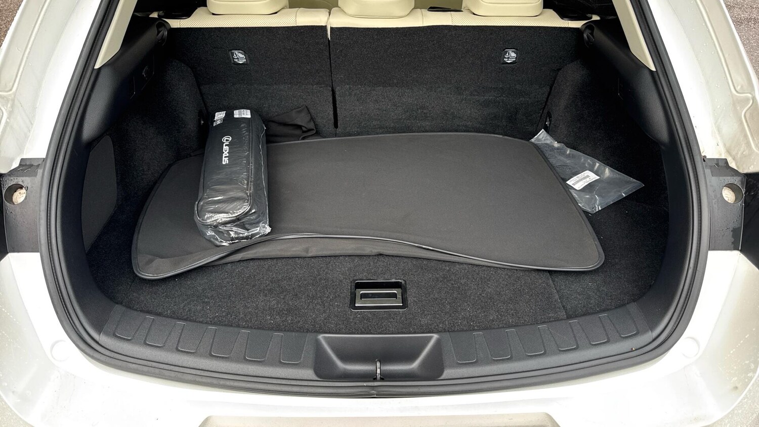 Used Lexus UX for sale - 77412301: Photo 32