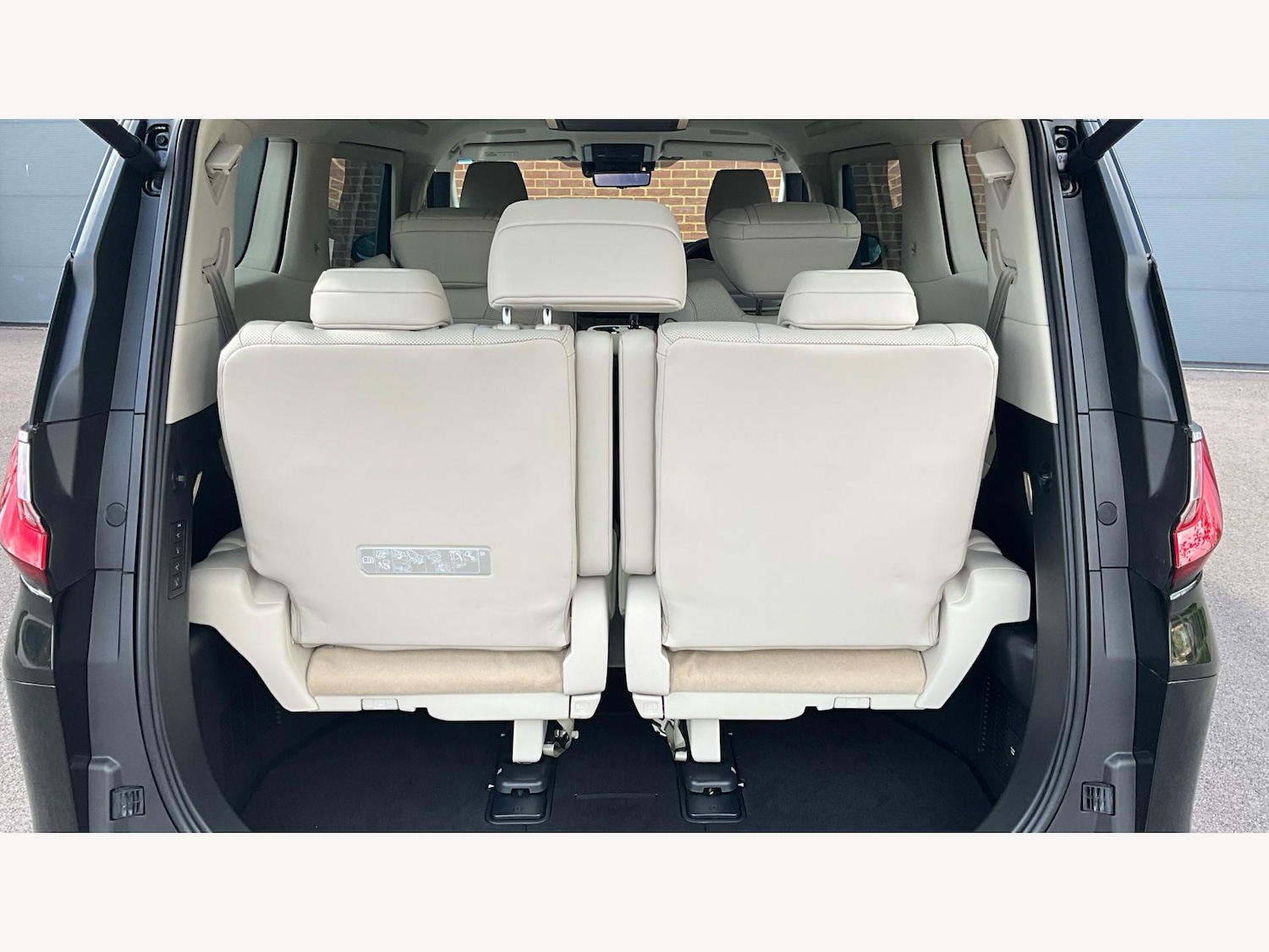 Used Lexus LM 2025 for sale - 77214993: Photo 29