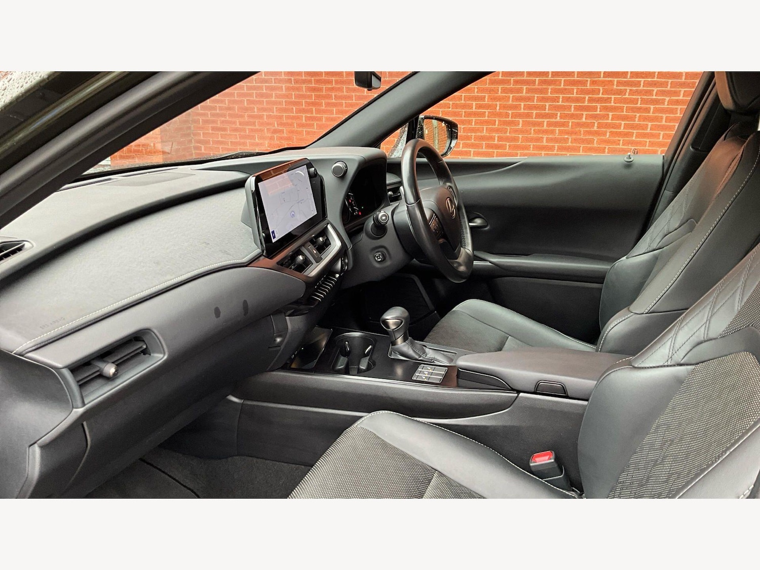 Used Lexus UX 2024 for sale - 77612722: Photo 8