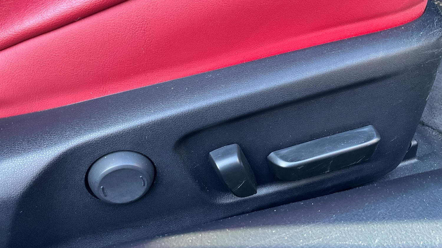 Used Lexus RC for sale - 77957378: Photo 42