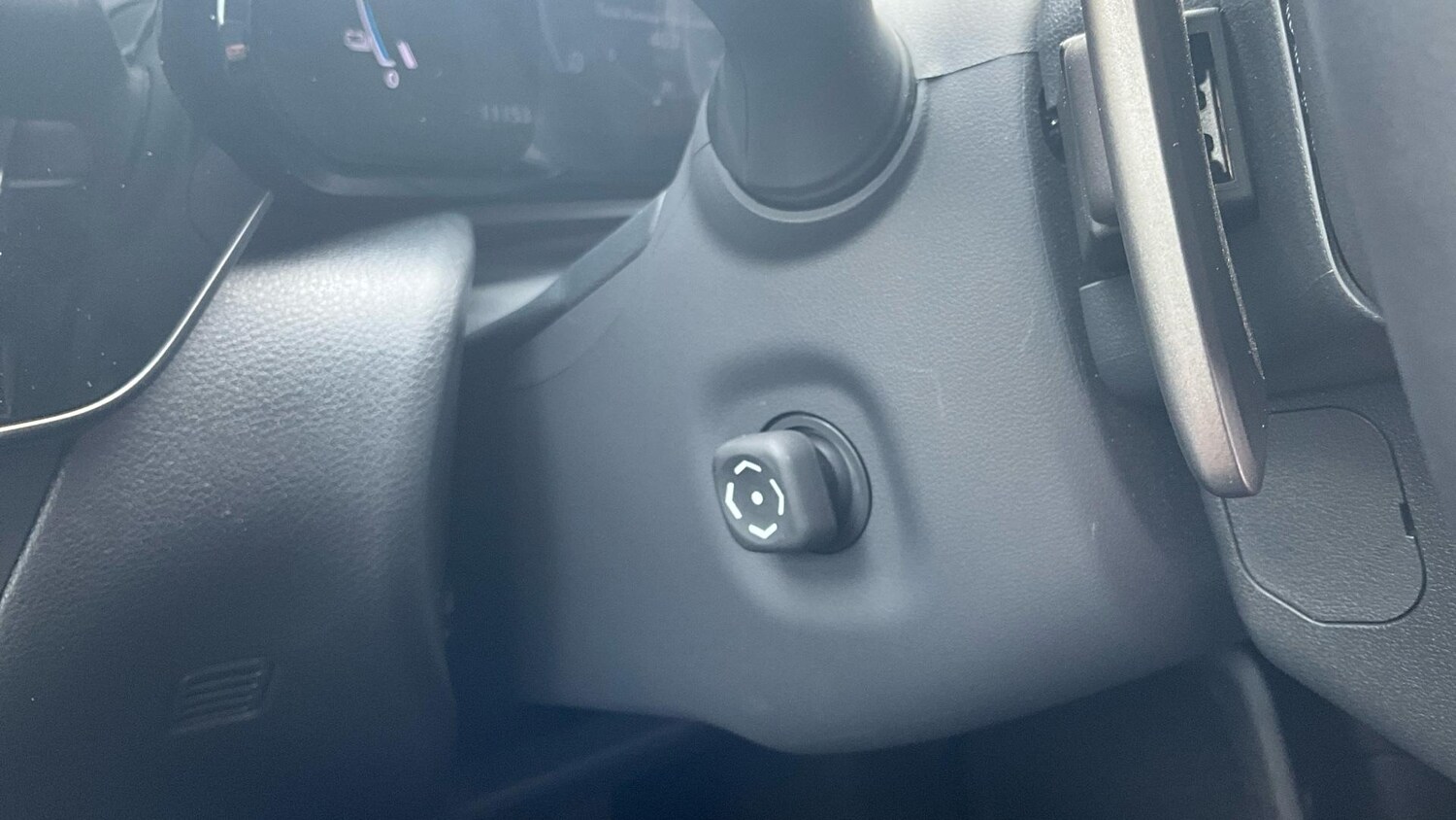 Used Lexus NX 2025 for sale - 76473027: Photo 43