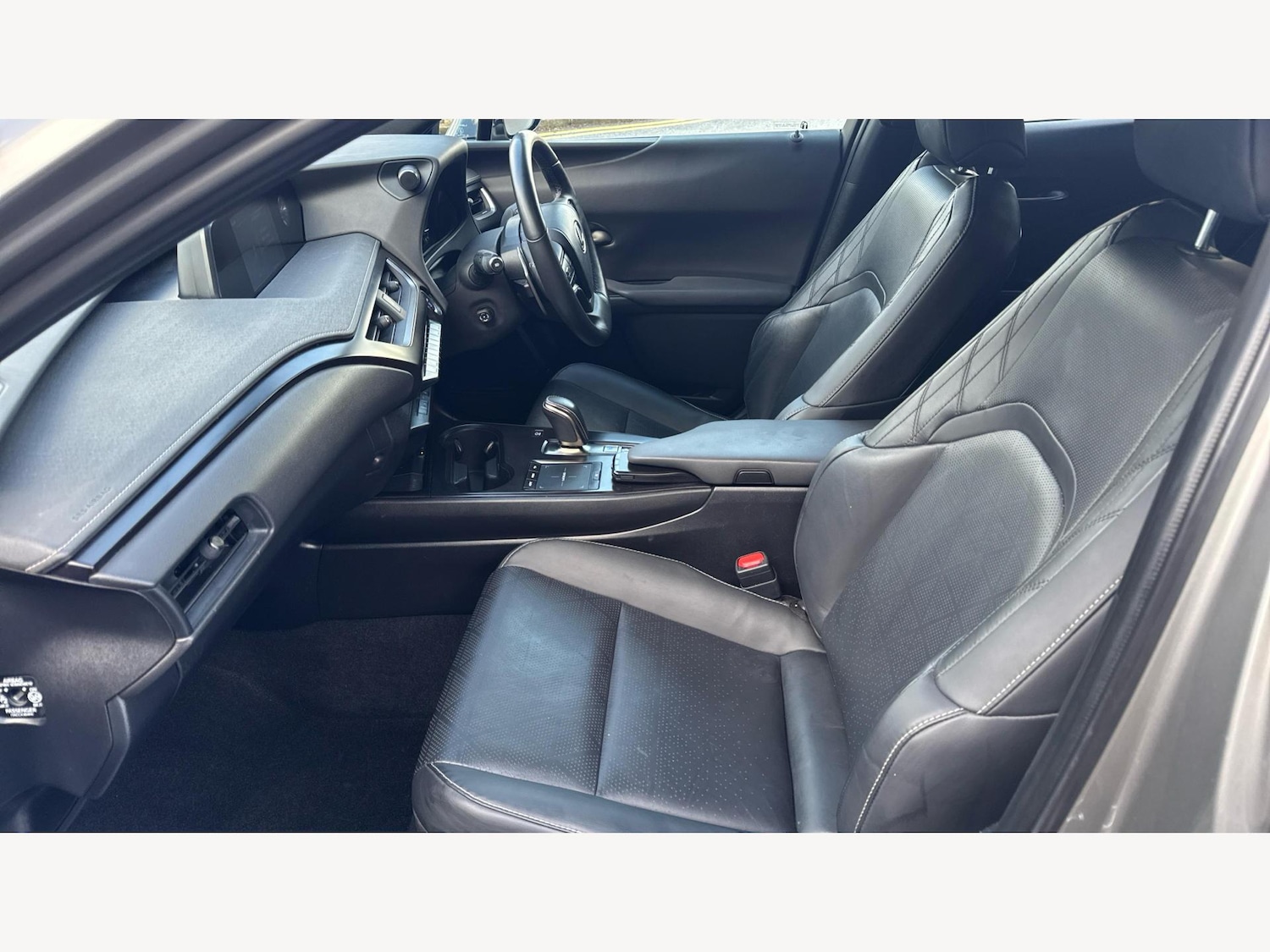 Used Lexus UX 2022 for sale - 77559060: Photo 8