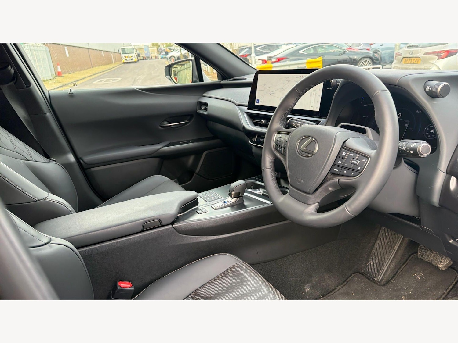Used Lexus UX 2025 for sale - 77710305: Photo 15