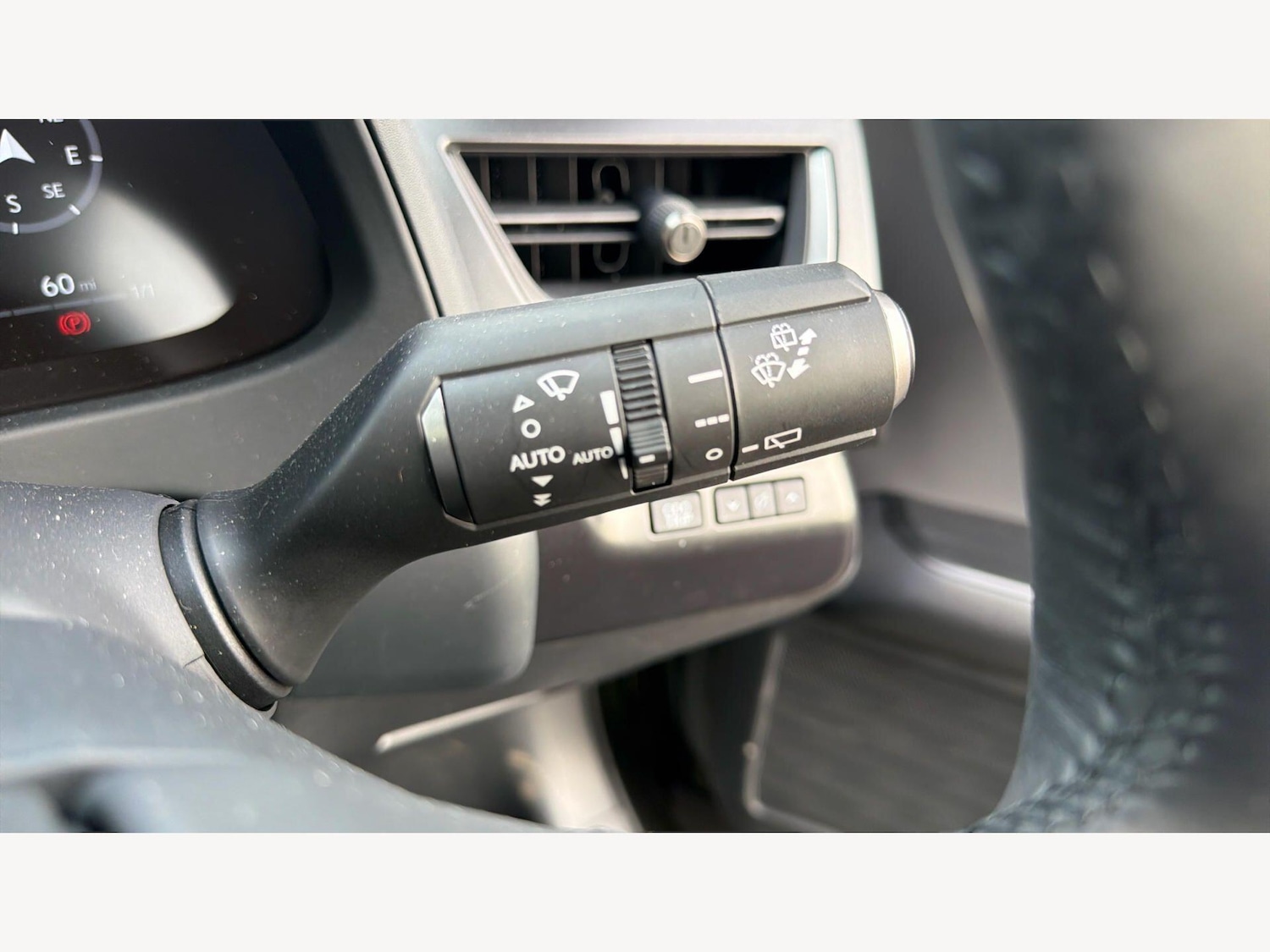 Used Lexus UX 2025 for sale - 77710305: Photo 28