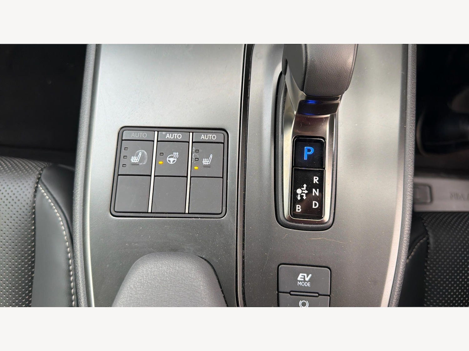 Used Lexus UX 2025 for sale - 77710305: Photo 30