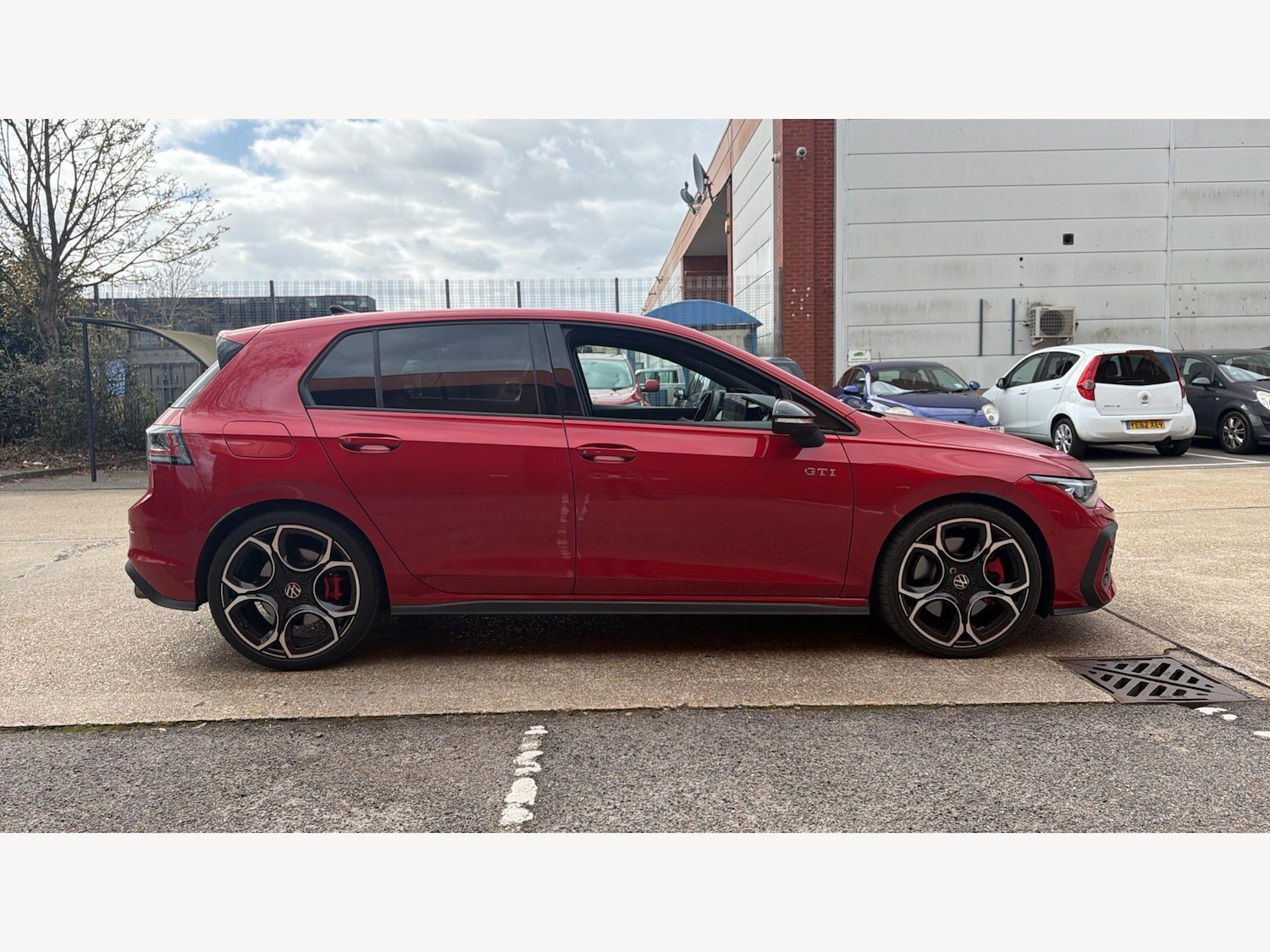 Used Volkswagen Golf 2025 for sale - 78062641: Photo 18