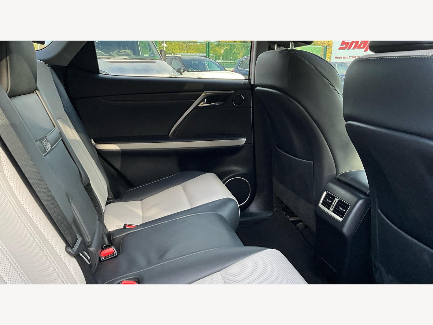 Used Lexus RX L 2022 for sale - 76399355: Photo 11