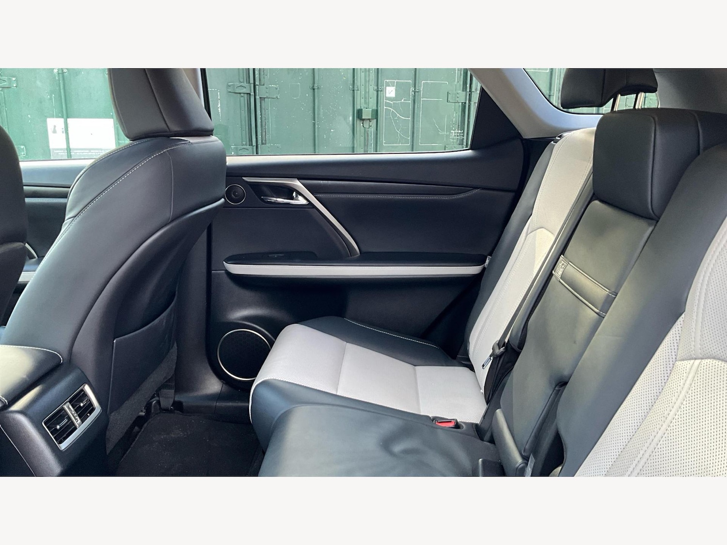 Used Lexus RX L 2022 for sale - 76399355: Photo 16