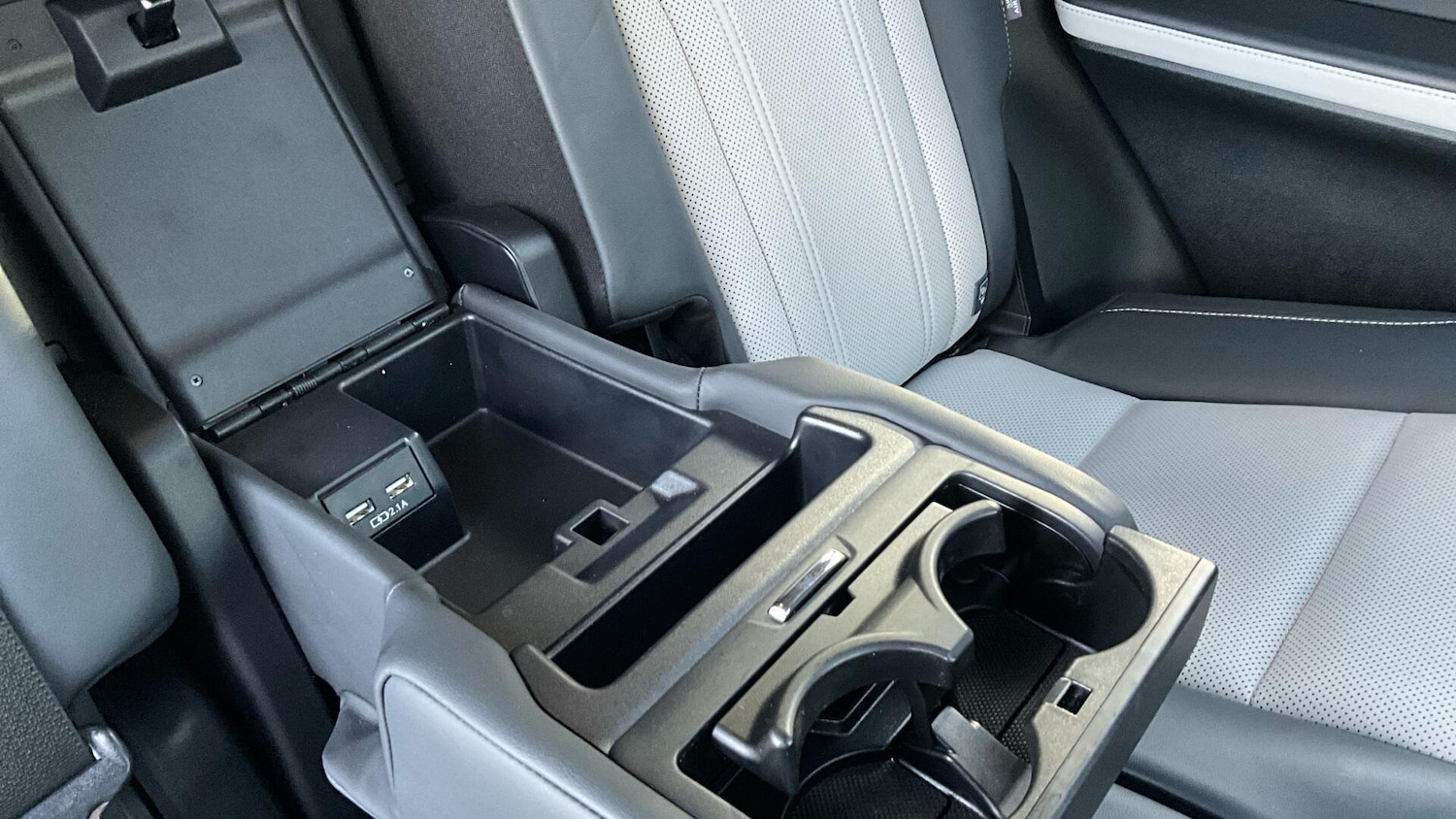 Used Lexus RX L 2022 for sale - 76399355: Photo 34