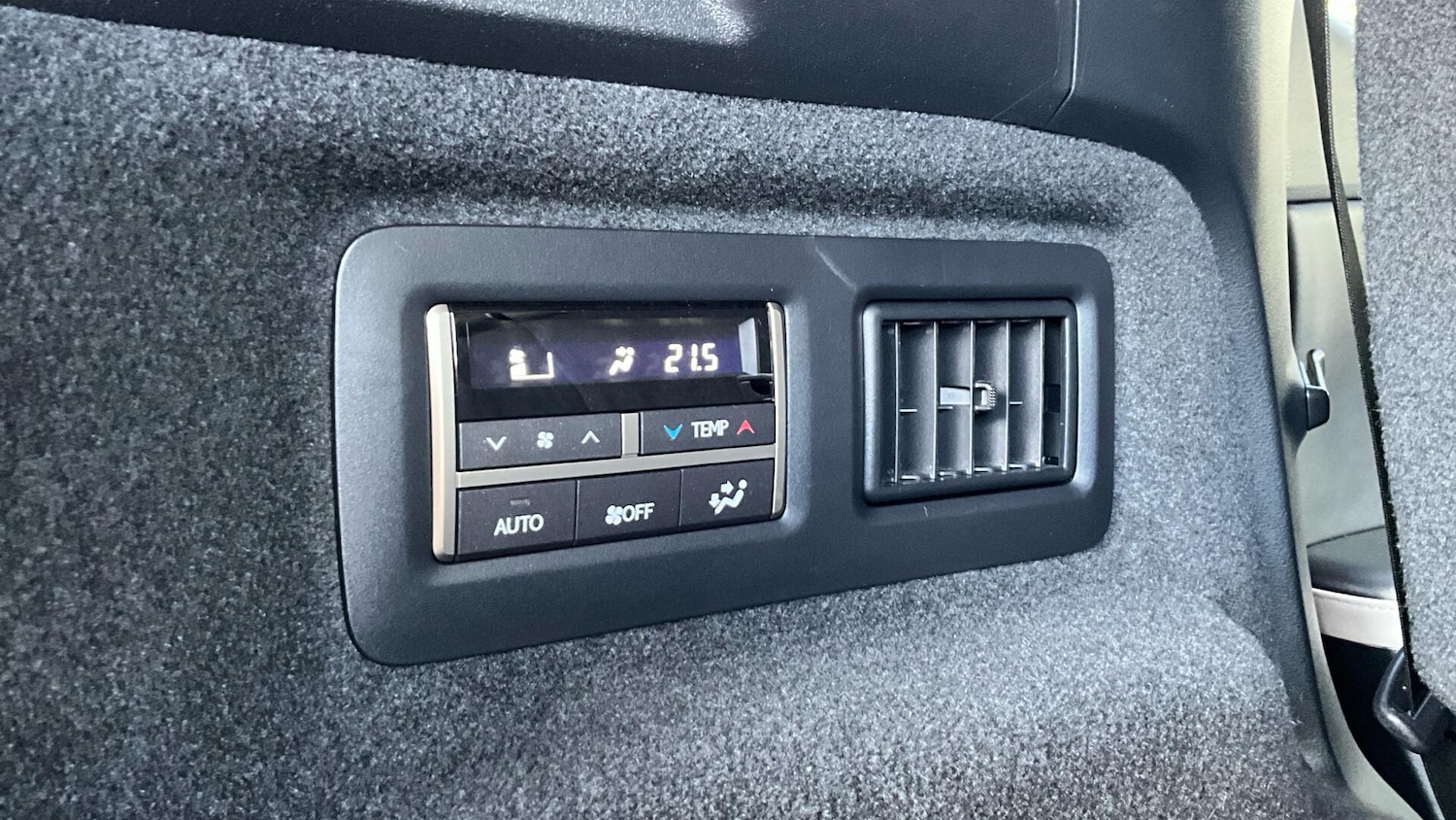 Used Lexus RX L 2022 for sale - 76399355: Photo 41