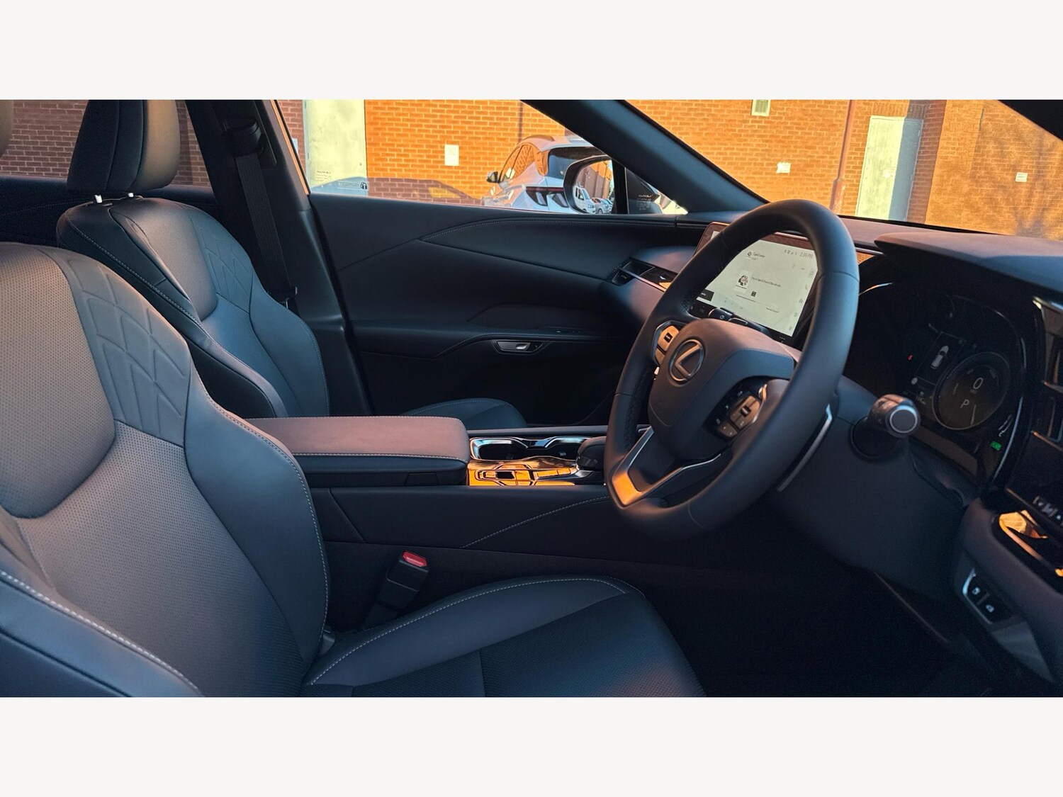 Used Lexus RX 2025 for sale - 76855904: Photo 15