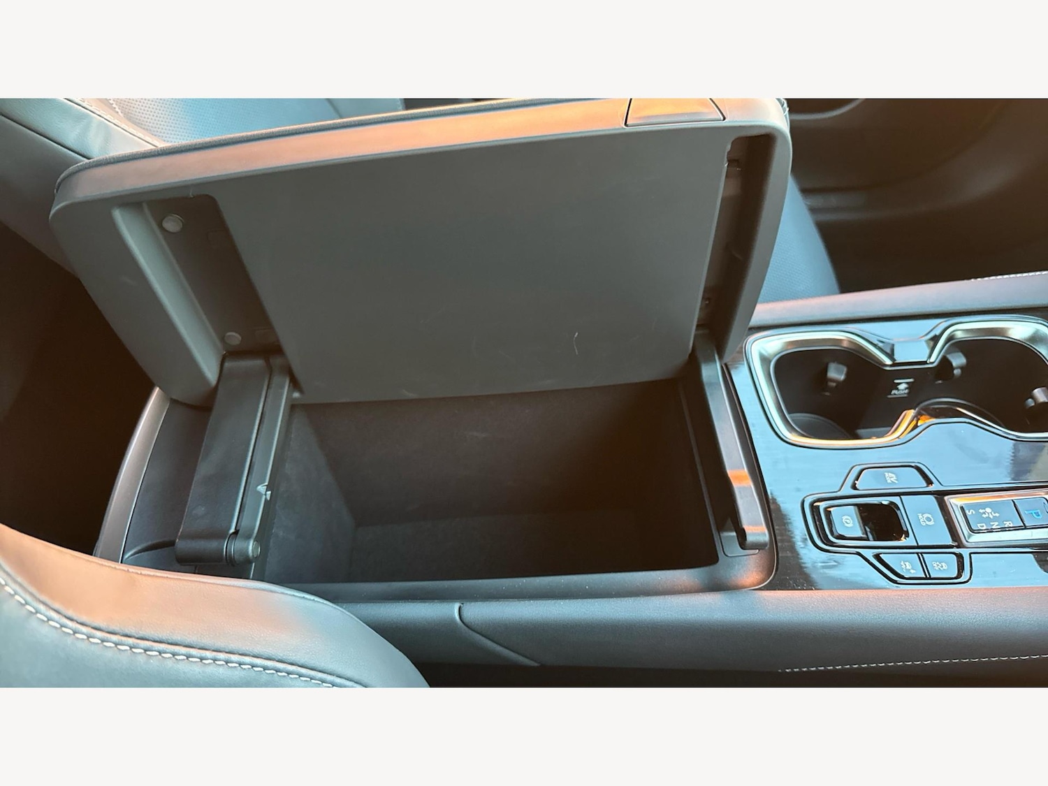 Used Lexus RX 2025 for sale - 76855904: Photo 32