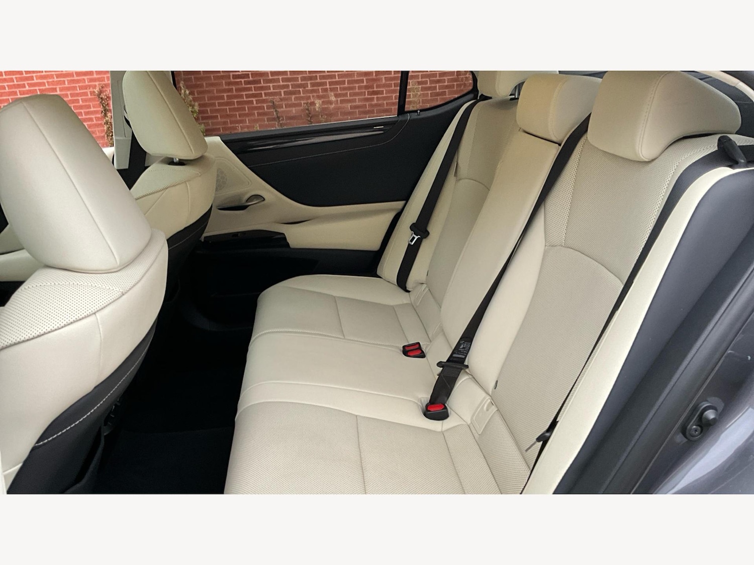Used Lexus ES 2022 for sale - 76247644: Photo 16