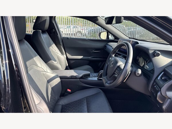 Used Lexus UX 2024 for sale - 76295084: Photo 15