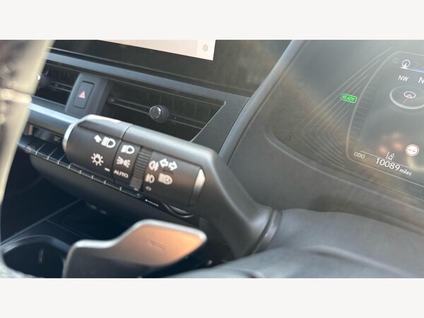 Used Lexus UX 2024 for sale - 76295084: Photo 25