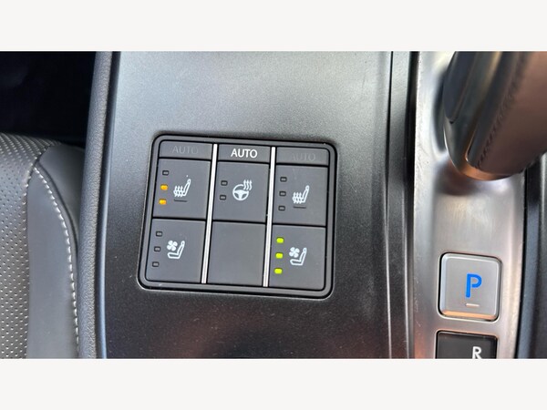 Used Lexus UX 2024 for sale - 76295084: Photo 30