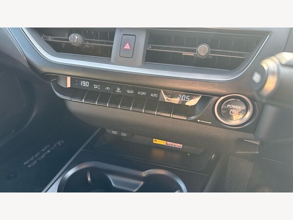Used Lexus UX 2024 for sale - 76295084: Photo 31