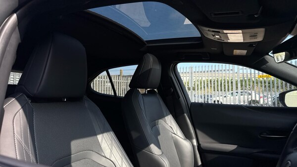 Used Lexus UX 2024 for sale - 76295084: Photo 38