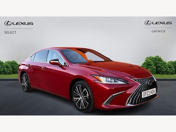 (23) - 2.5 300h Premium Edition Saloon 4dr Petrol Hybrid E-CVT Euro 6 (s/s) (218 p