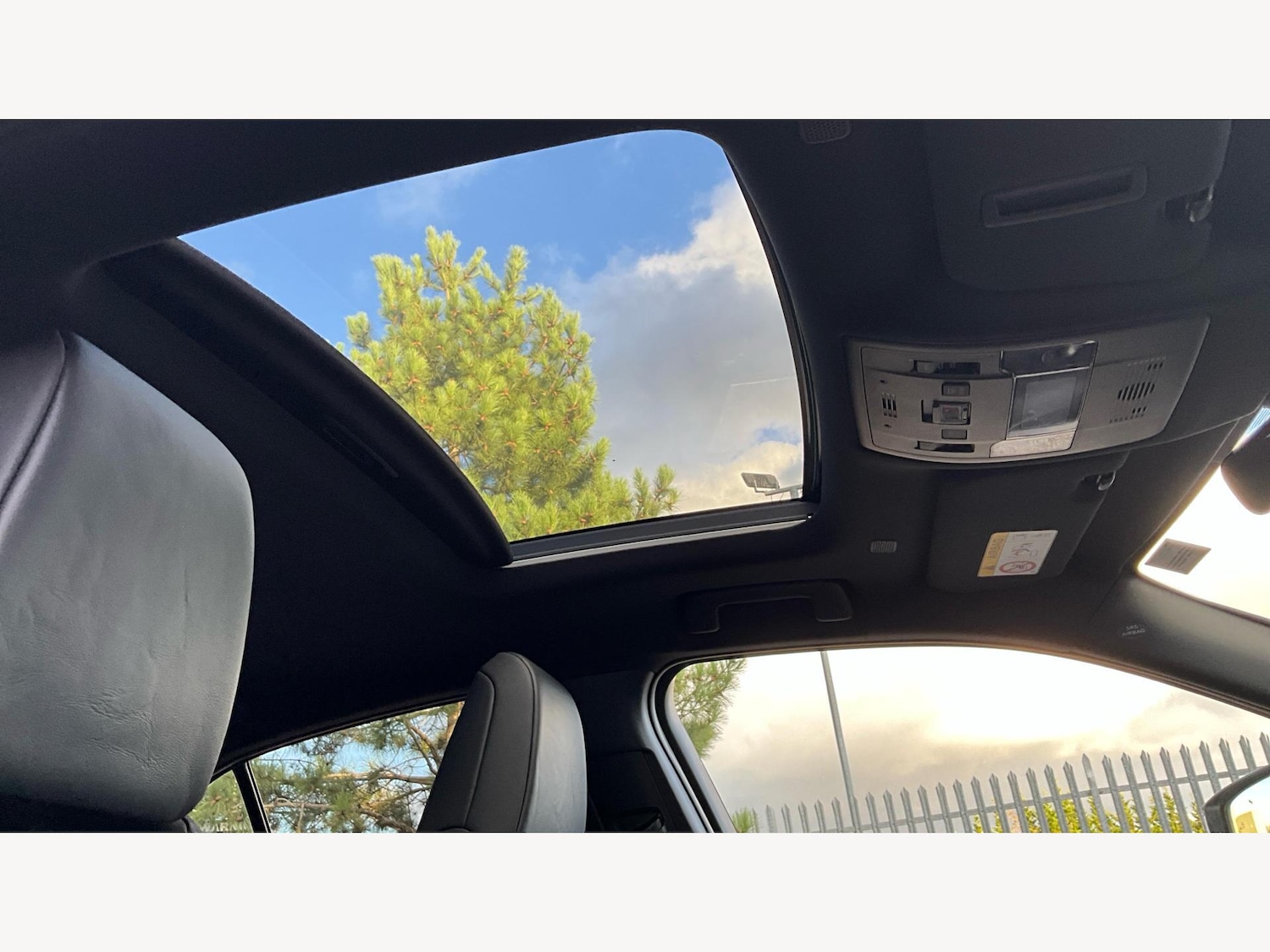 Used Lexus UX 2024 for sale - 77091152: Photo 28