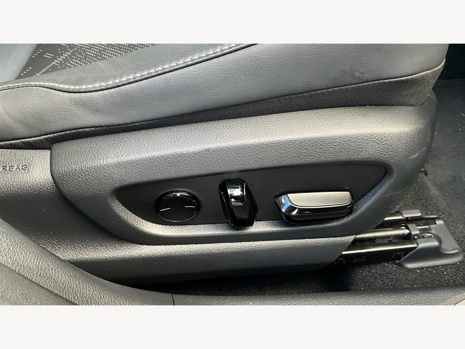 Used Lexus UX 2024 for sale - 77091152: Photo 31