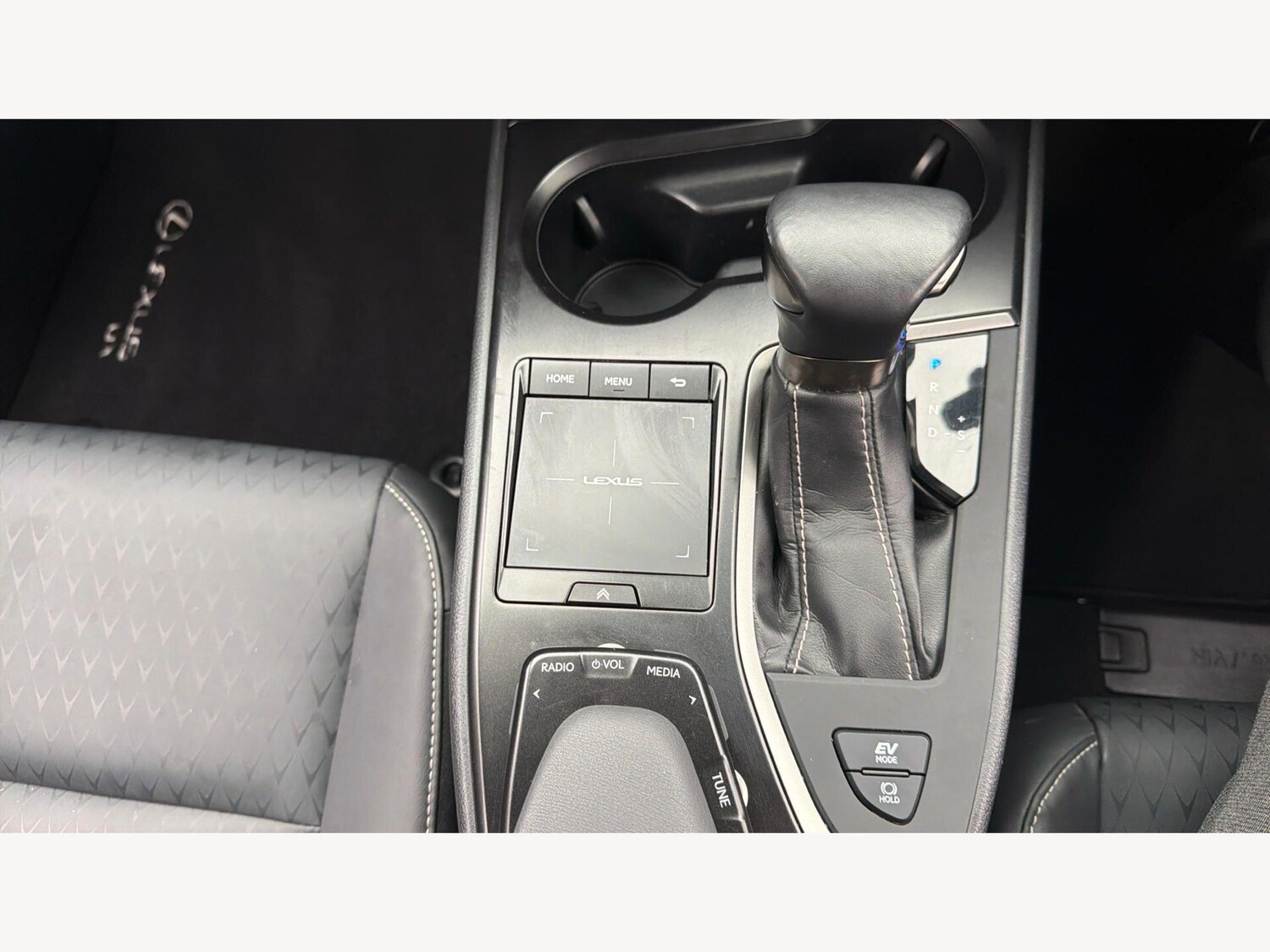 Used Lexus UX for sale - 77823594: Photo 28