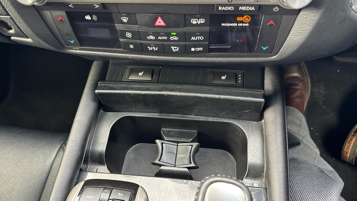 Vehicle 29