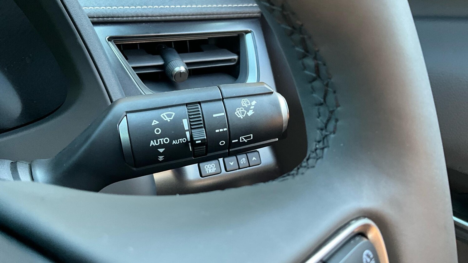 Used Lexus UX 2024 for sale - 76473624: Photo 34