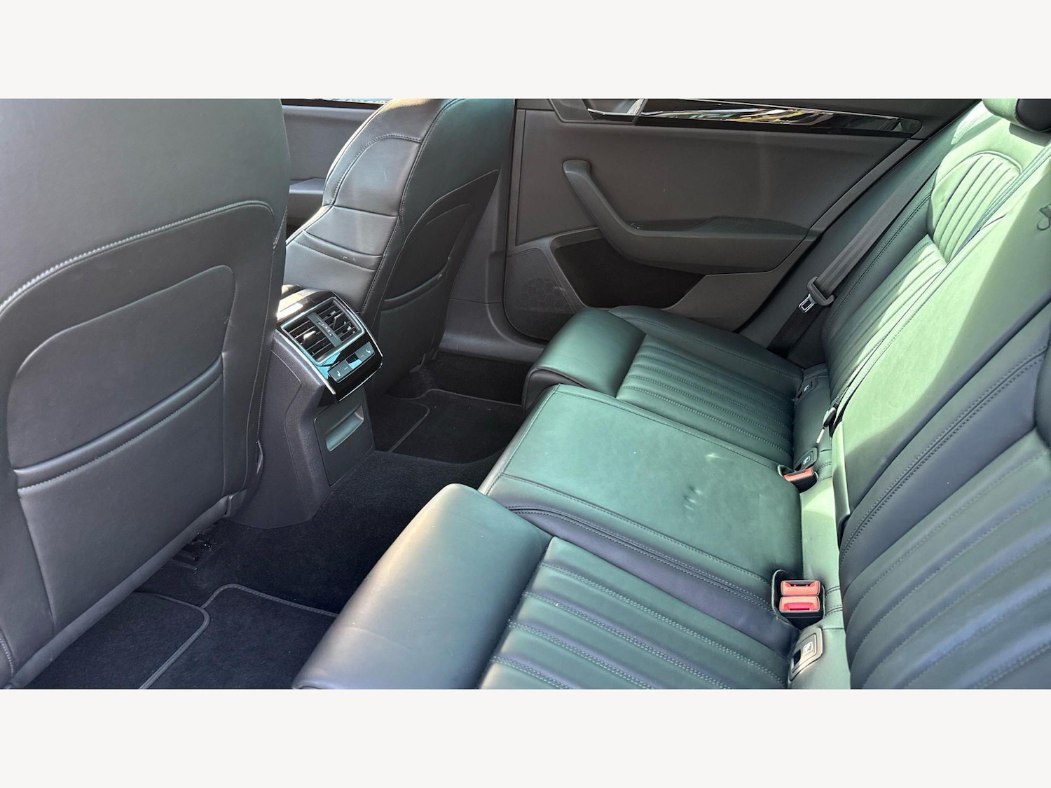 Used Skoda Superb 2017 for sale - 77737719: Photo 16