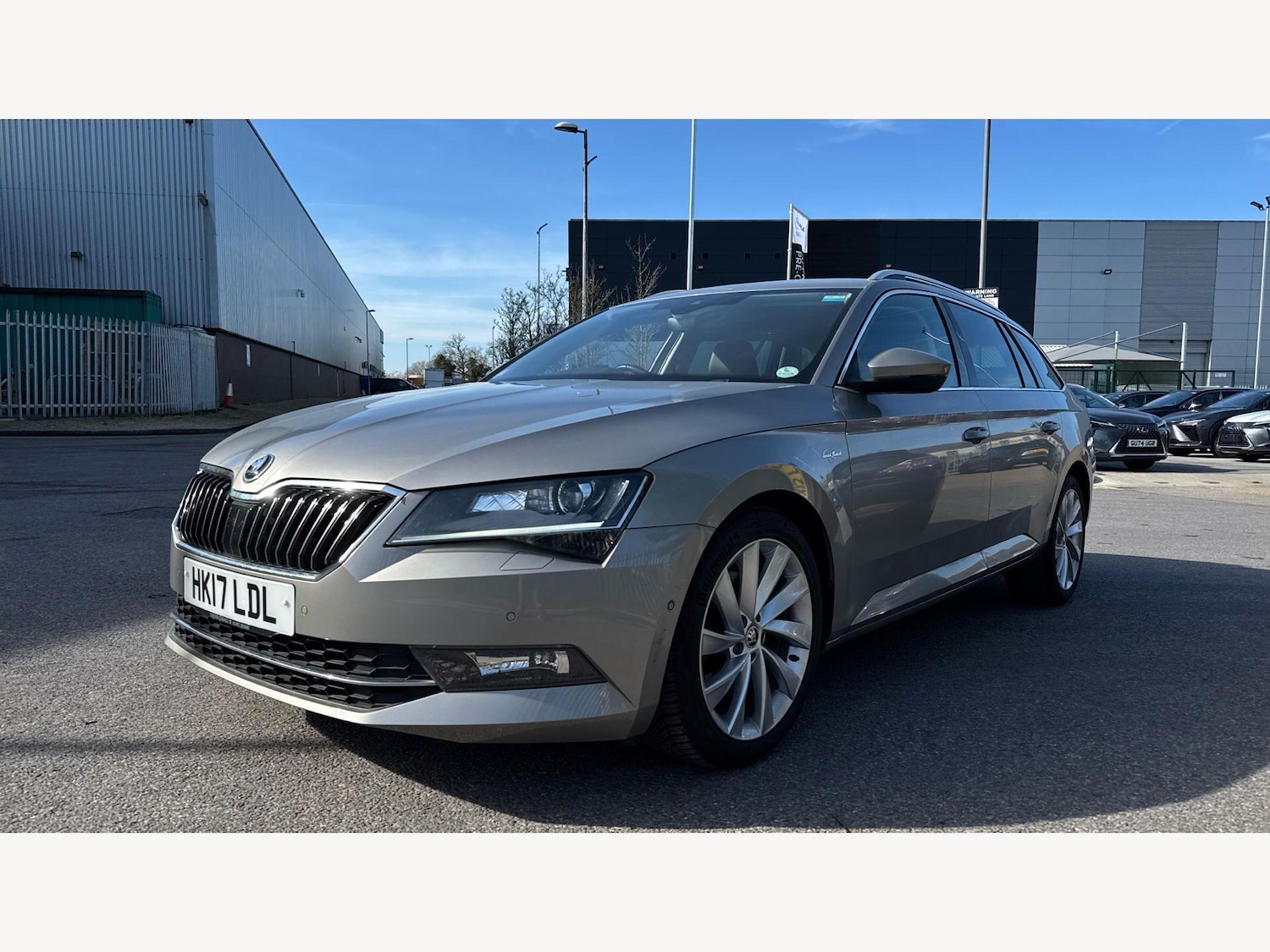 Used Skoda Superb 2017 for sale - 77737719: Photo 19