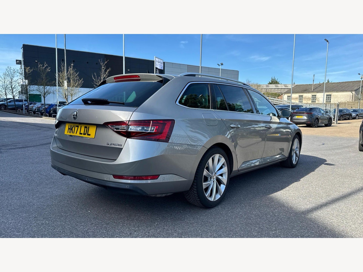 Used Skoda Superb 2017 for sale - 77737719: Photo 20