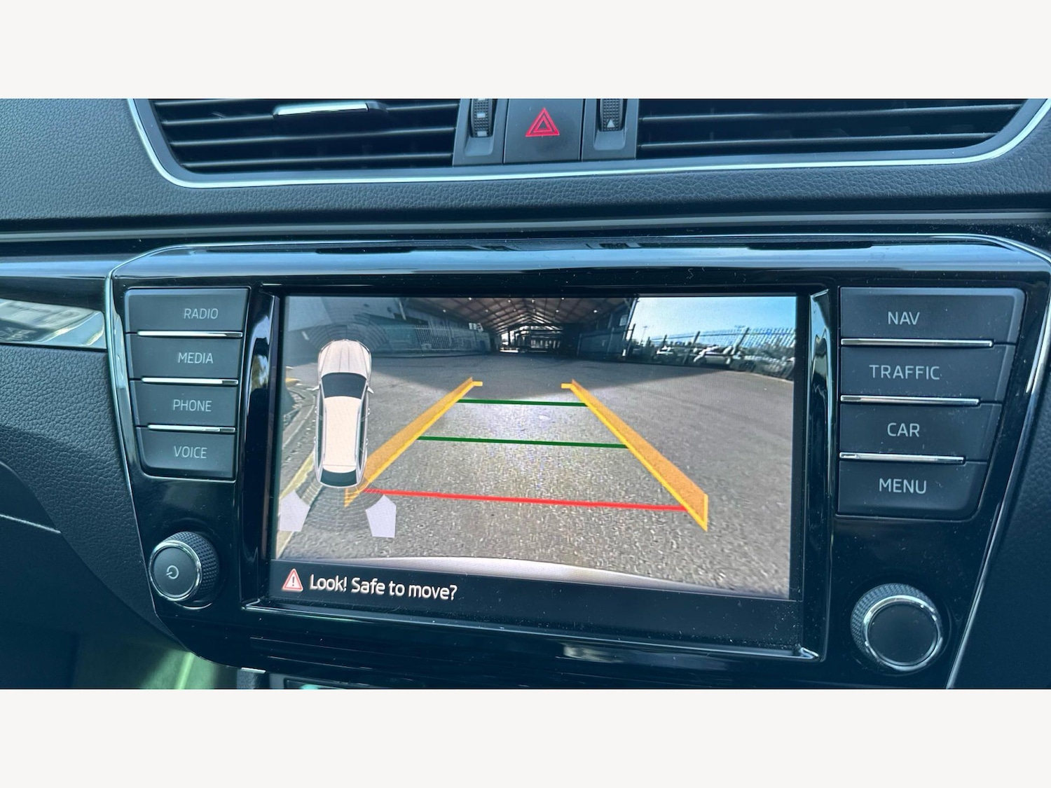 Used Skoda Superb 2017 for sale - 77737719: Photo 22