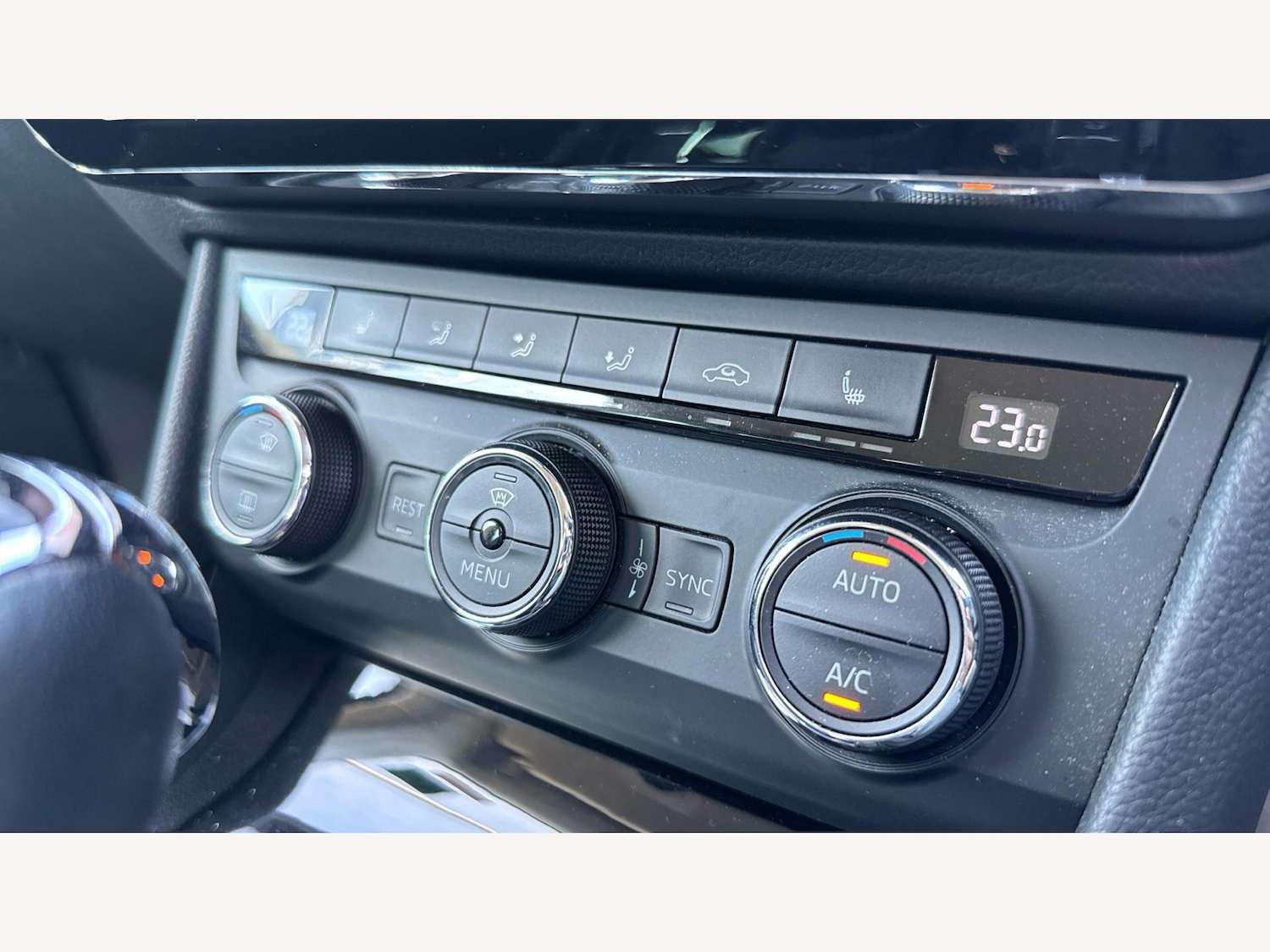 Used Skoda Superb 2017 for sale - 77737719: Photo 23