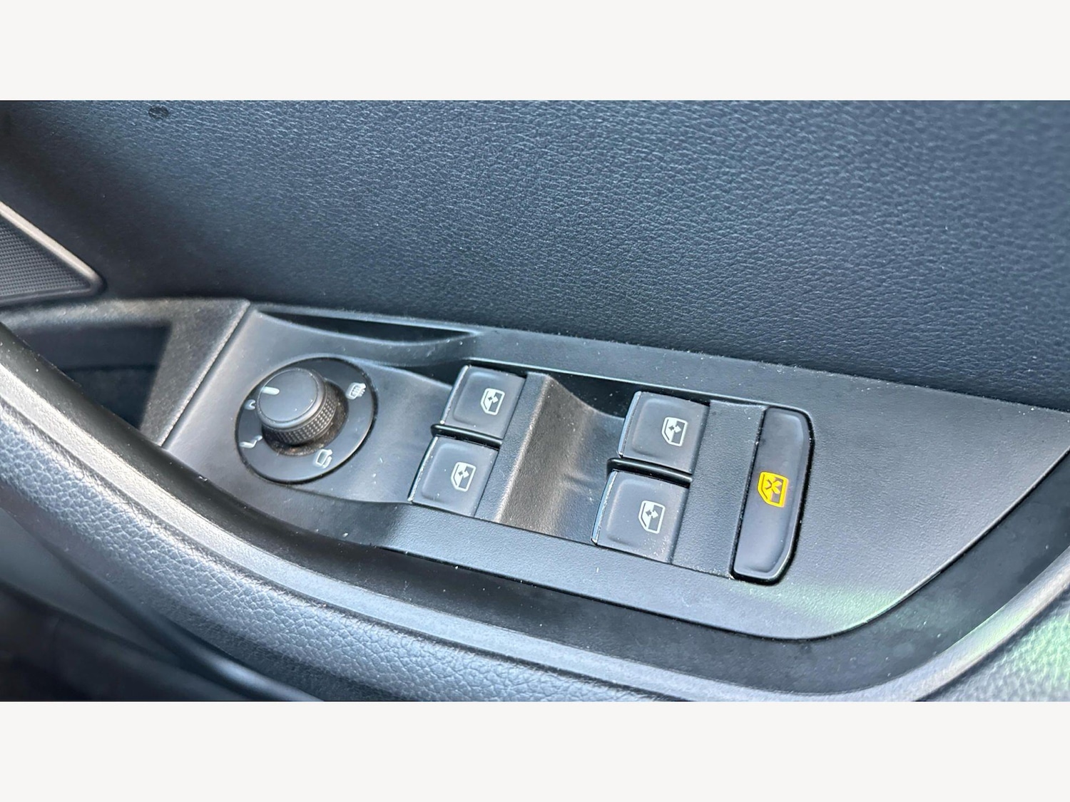 Used Skoda Superb 2017 for sale - 77737719: Photo 25