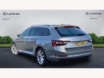 Used Skoda Superb 2017 for sale - 77737719: Photo