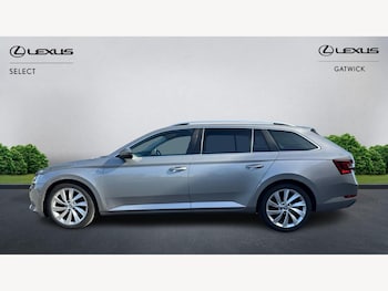 Used Skoda Superb 2017 for sale - 77737719: Photo