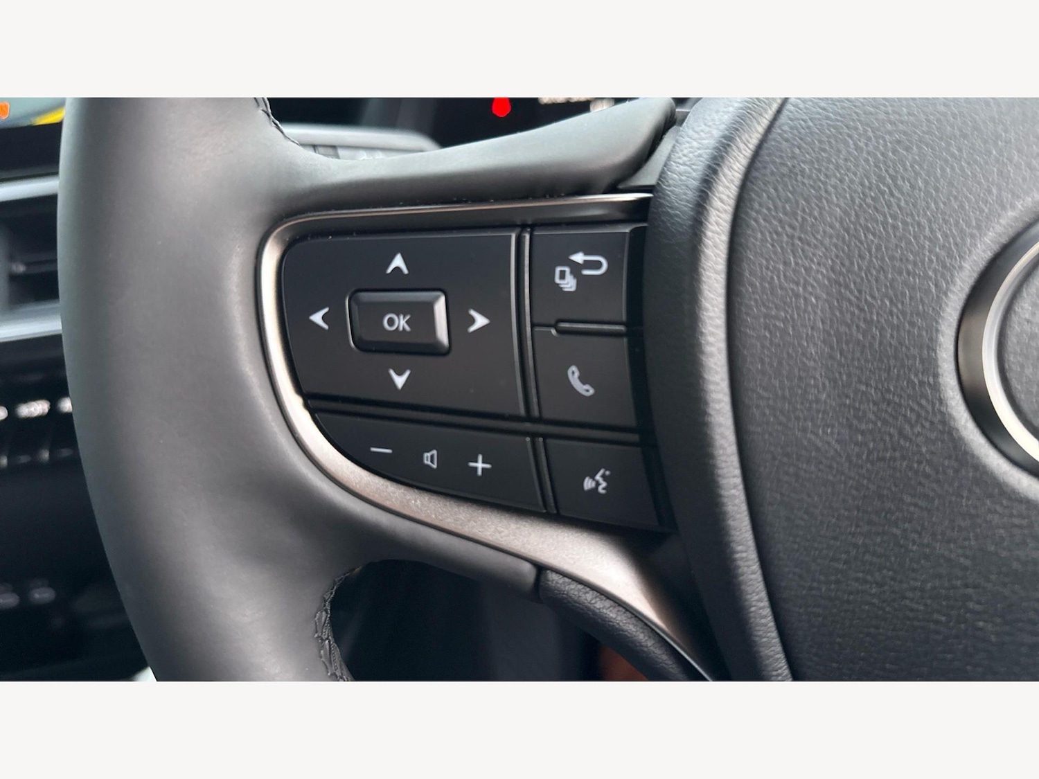 Used Lexus UX 2024 for sale - 78062908: Photo 28