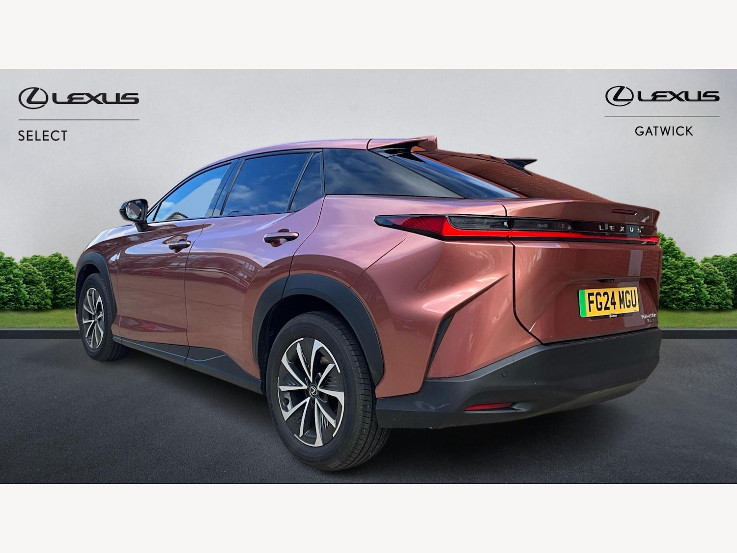 Used Lexus RZ 2024 for sale - 76591990: Photo 2