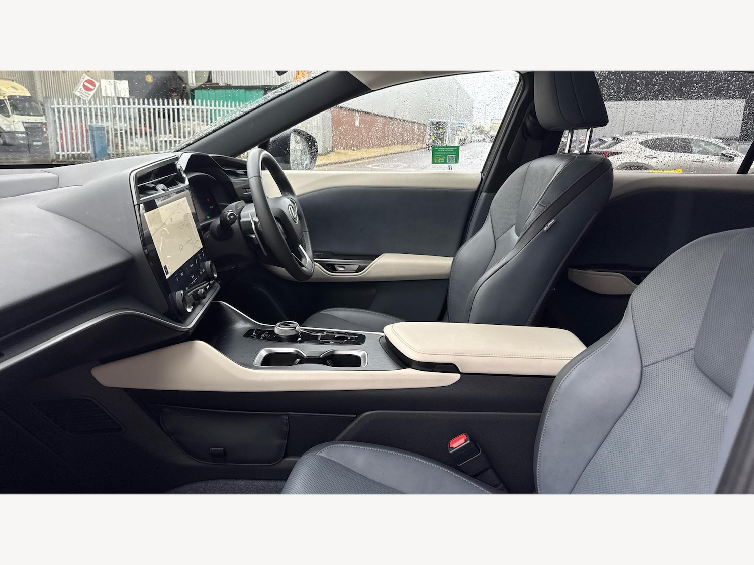 Used Lexus RZ 2024 for sale - 76591990: Photo 8