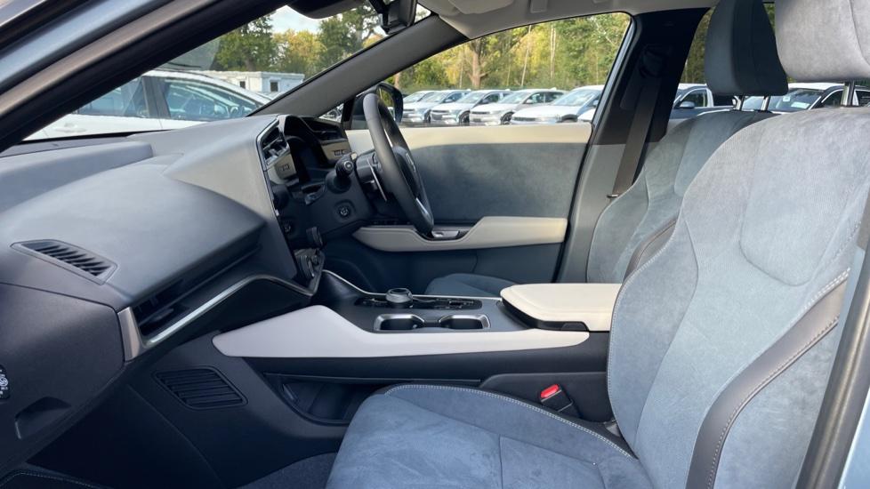 Used Lexus RZ 2023 for sale - 77091689: Photo 7