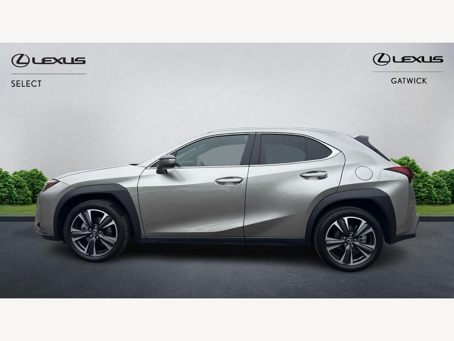 Used Lexus UX 2025 for sale - 77882398: Photo 3